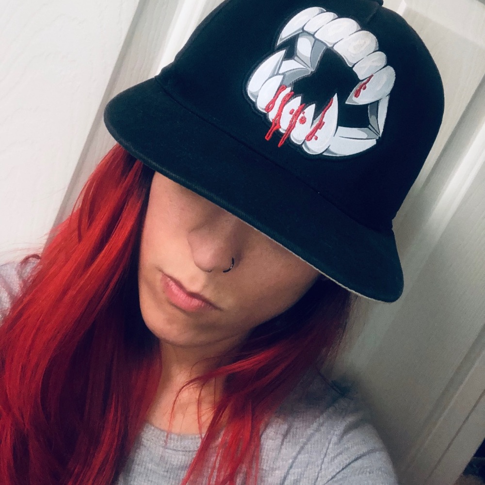 Super RAD - NOOK Vampire Teeth Snap back Cap